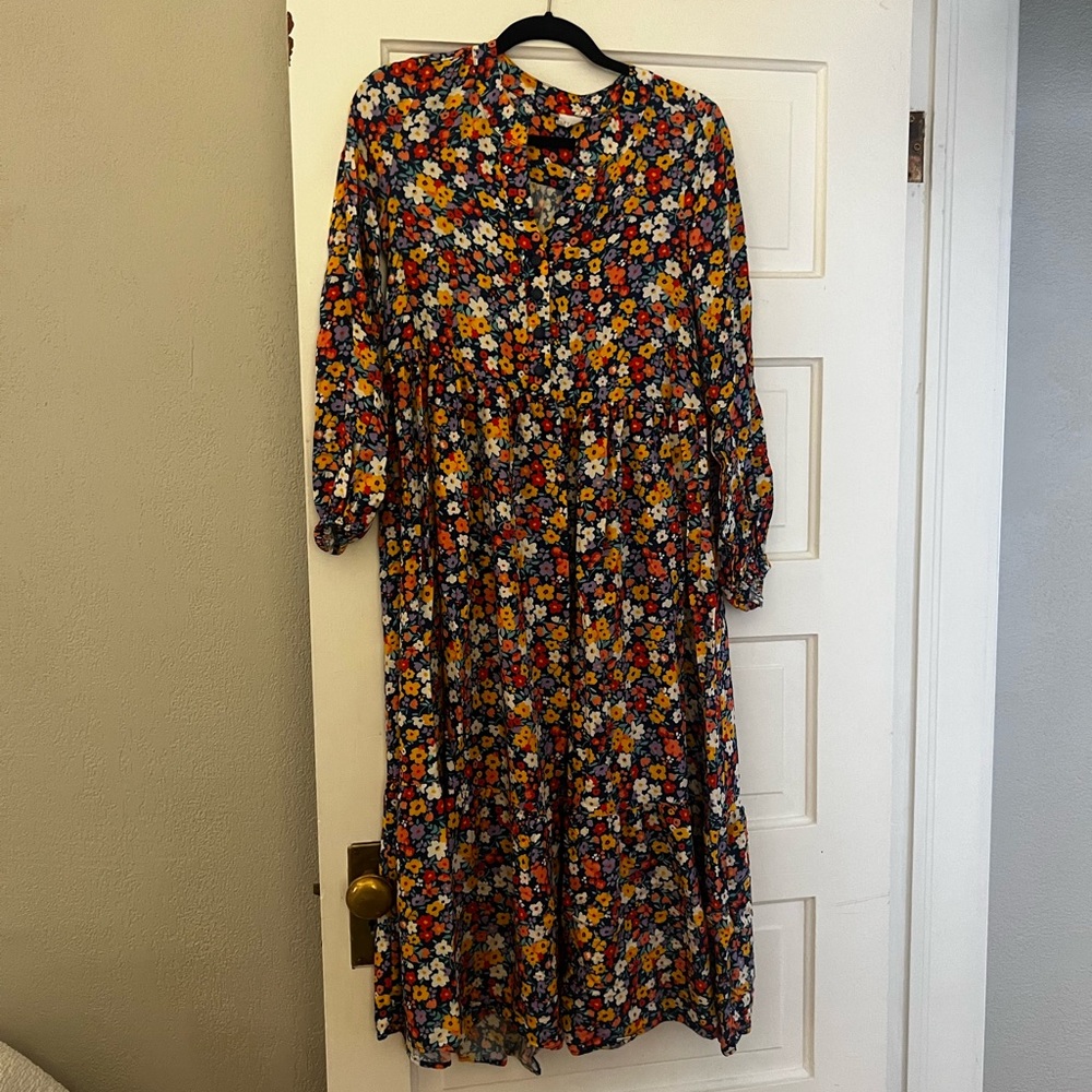 Fresha London long sleeve maxi dress size small